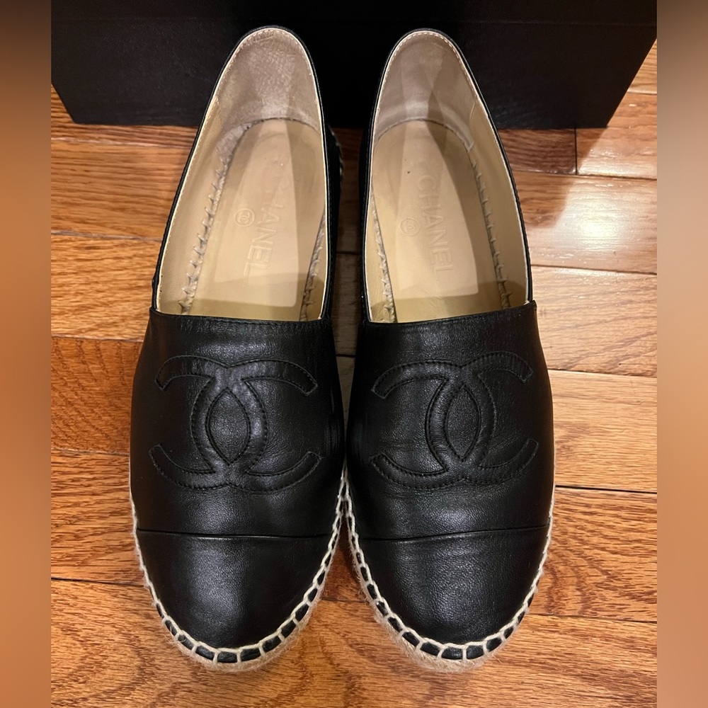CHANEL Black Lambskin Espadrilles 39